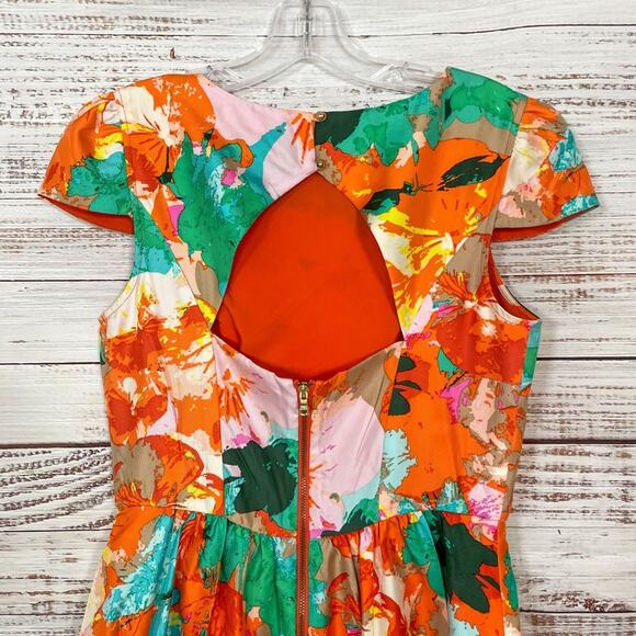 Ali Ro Printed Cap Sleeve Back Cutout Silk Dress, EUC, Size 4, MSRP $332 - Picture 6 of 10